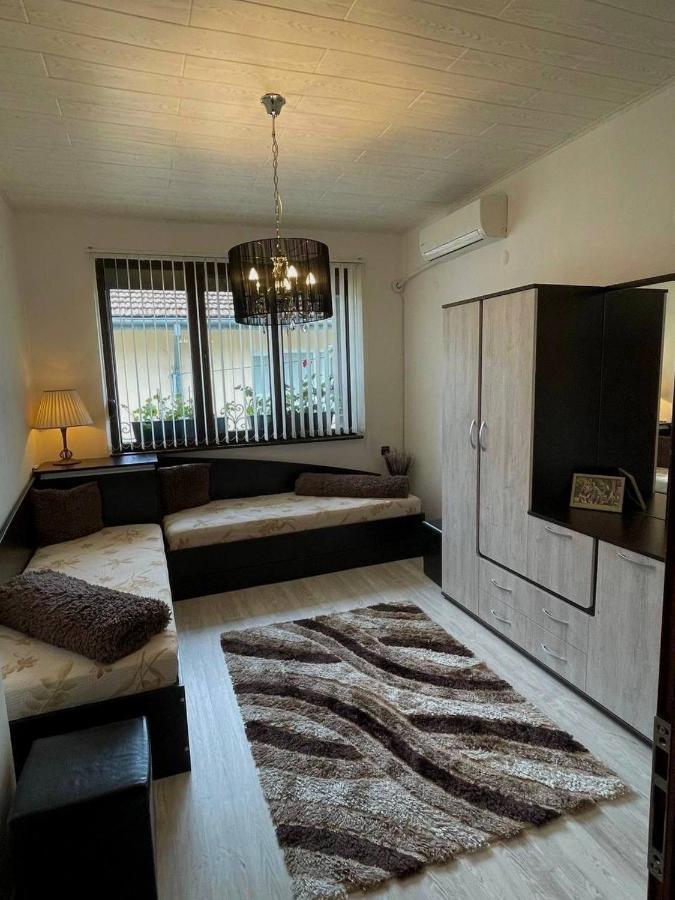 Z-Apartment In Tryavna Luaran gambar